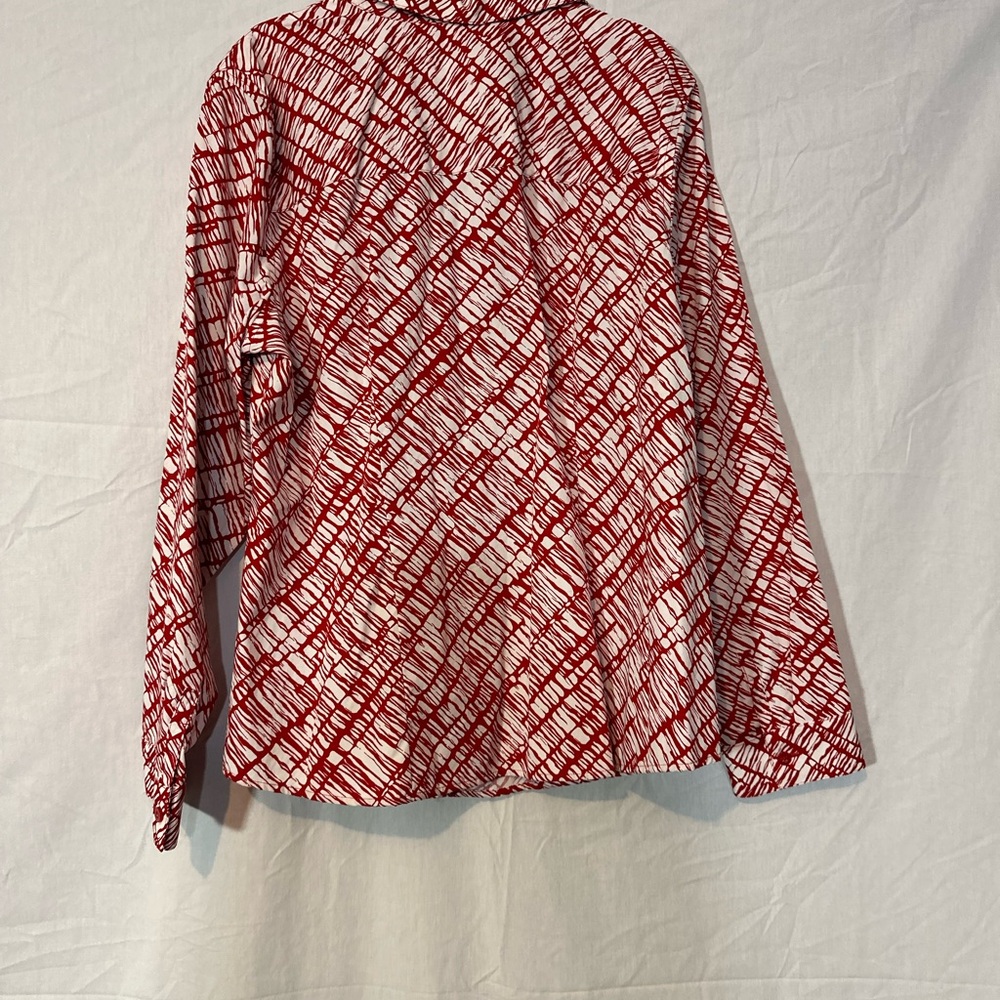 Chicos 2 Wrinkle Resistant Button Down Blouse - image 6